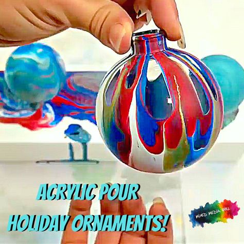 Acrylic Pour Painting Christmas Ornaments, Mixed Media Girl Acrylic Pour, Ornaments Acrylic, Art Glass Ornaments, Making Ornaments, Acrylic Pouring Art, Paint Pouring, Pouring Painting, Painted Ornaments