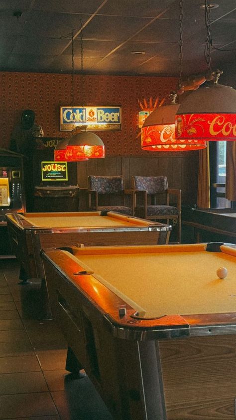 Old Dive Bar Aesthetic, Pool Table Bar Aesthetic, Vintage Sports Bar Aesthetic, Country Pub Aesthetic, Vintage Pool Table Aesthetic, Hole In The Wall Bar, Retro Dive Bar, 60s Bar Aesthetic, Bar Wallpaper Aesthetic