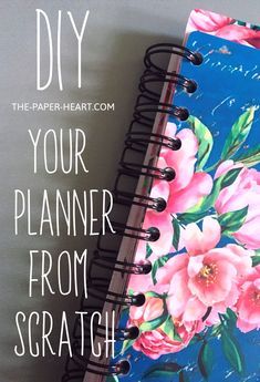 ... I prefer pure white pages, which inspire me to write, to draw, to make plans in the way I want to. There is not only one way to organize our days and life. Everyone has his or her own way and attitude...♥ #paper #craft #project #life #planner #DIY #how #howto #journal #notebook #printable #quarantine #change Diy Planner Notebook How To Make, Diy Day Planner Notebook, Spiral Planner Ideas, Make Your Own Planner Notebooks, Diy Planner Cover How To Make, Diy Weekly Planner Notebook, How To Make Journal Covers, Diy Planner Cover Ideas, Planner Diy Notebook