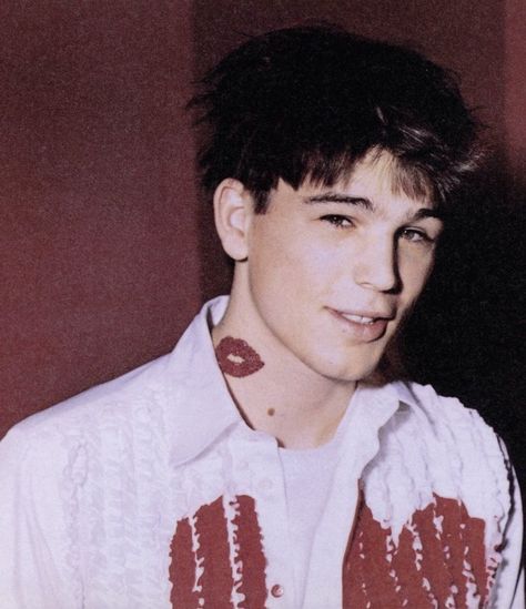 Josh Hartnett Pearl Harbor, Dazed And Confused Movie, Tanya Burr, Josh Hartnett, 90s Men, Jenni Rivera, Last Ride, Winona Ryder, Selena Quintanilla