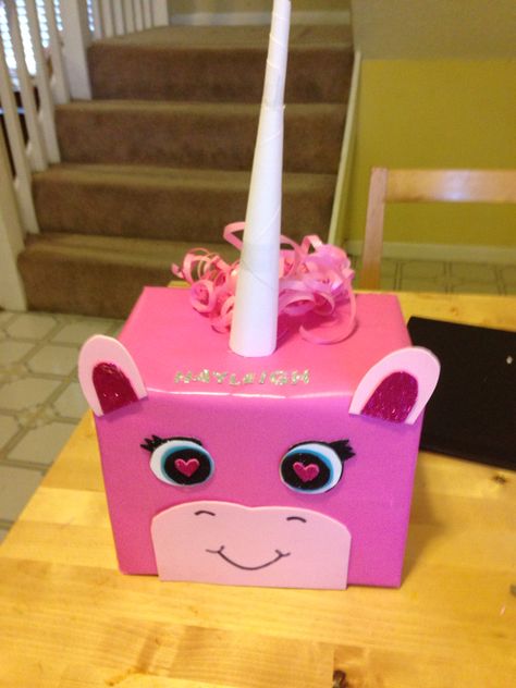 Unicorn pony Valentine box Valentines Box For Kids, Valentine Box Unicorn, Shoe Box Ideas, Unicorn Valentine Box Diy, Girls Valentines Boxes, Diy Valentines Box, Princess Valentines, Kids Valentine Boxes, Valentine Card Box