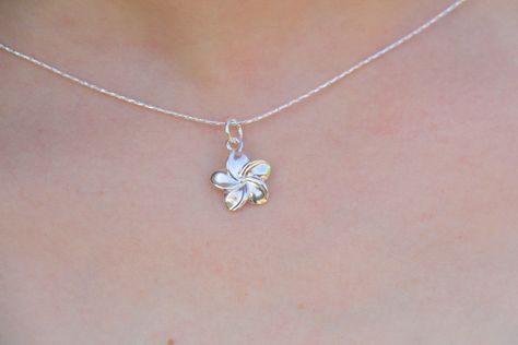 Sterling Silver Flower Necklace, Plumeria Blossom Pendant, Hawaiian Floral Women Jewelry, Minimalist Charm, Small Shiny Flower Gift for Her https://etsy.me/3iBShau #silver #birthday #floral #women #flower #minimalist #flowernecklace #floraljewelry #flowerpendant #girls