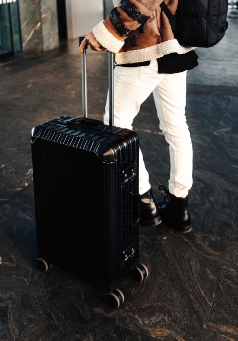 Our MVST Trek Aluminum Suitcase Review, offering premium, affordable, luggage with excellent build quality, durability, and attention to detail. Aluminium Suitcase, Travel Fashion Style, Mens Suitcase, Black Suitcase, Travel Baggage, Premium Luggage, Best Suitcases, Cute Suitcases, Designer Luggage