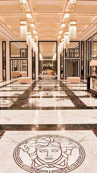 Versace Versace Store, House Of Versace, Marble Floors, Versace Home, Boutique Interior, Design Del Prodotto, Luxury Store, Floor Design, Luxury Shop