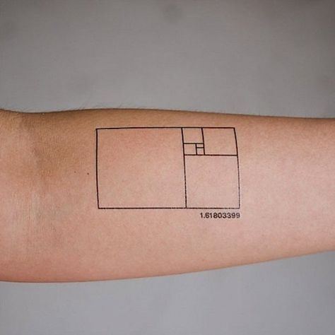 Tatouage Fibonacci, Golden Ratio Tattoo, Fibonacci Tattoo, Tato Minimal, Tattoo Zeichnungen, Muster Tattoos, Architecture Tattoo, 문신 디자인, Pattern Tattoo