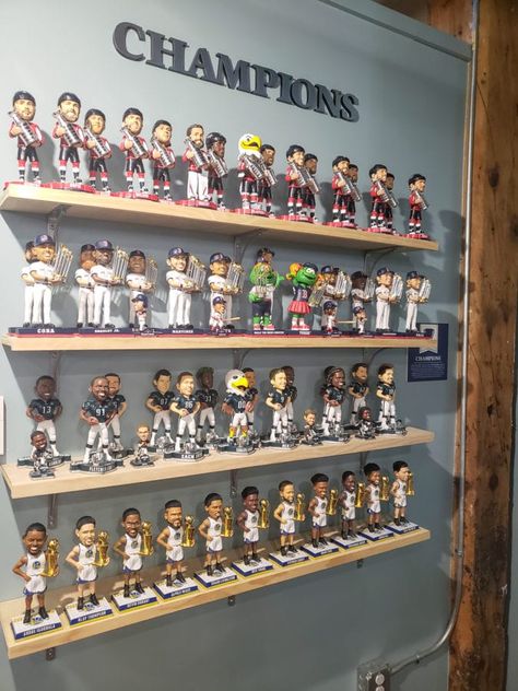 Sports Collectibles Display, Bobble Head Display Ideas, Bobblehead Display Ideas, Baseball Display Ideas, Bobblehead Display, Basement Shelves, Sports Memorabilia Room, Sports Memorabilia Display, Sports Display