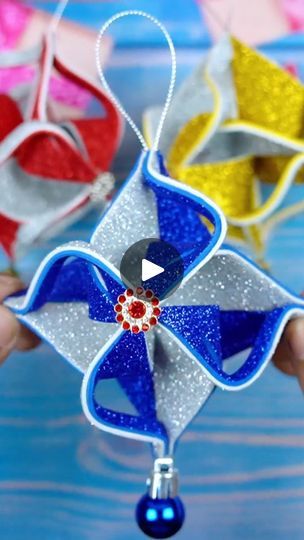 Beautiful Christmas Crafts, Crafts With Glitter, Foam Christmas Ornaments, Art Craft Ideas, Foam Sheet Crafts, Paper Craft Diy Projects, Foam Sheets, Origami Art, Craft Diy