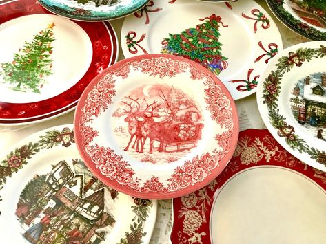 "Having a Christmas Party!?!?!? These beautiful plates are a must! This listing is for - one sample (one plate) OR - set of six (6) different Christmas/Holiday themed plates, which includes Christmas Trees, Christmas themes, Gold or Silver themes You will receive beautiful brand new or mint condition, Fine Bone China, Porcelain and/or Ceramic plates. Each plate will be  packaged with care, and insured. Shop with confidence that if anything is damaged in transit, it will be replaced. If you order Christmas Dinner Plates, Mismatched Plates, Porcelain Dishes, Mismatched China, Holiday Plates, Silver Theme, Porcelain Dish, Christmas Plates, Beautiful Plates