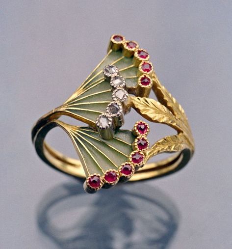 Art Nouveau Jewelry Ring, Jaipur Jewelry, Bijoux Art Nouveau, Gold Finger Rings, Art Nouveau Ring, Art Nouveau Earring, Fan Jewelry, Art Nouveau Jewelry, Le Lot