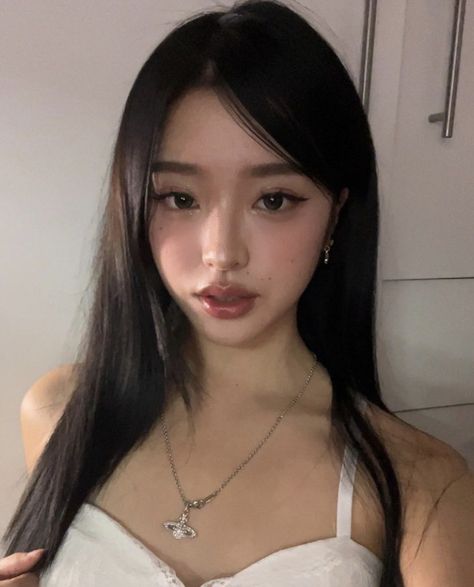 @ladelluna Warm Tone Makeup, Soft Girl Makeup, Dag Make Up, Asian Makeup Looks, Soft Makeup Looks, Ulzzang Makeup, Ethereal Makeup, Cute Makeup Looks, Soft Makeup