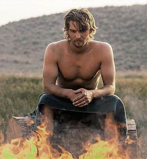 Yellowstone Series, Luke Grimes, Cole Hauser, Kevin Costner, Hot Actors, Country Boys, Best Tv, Tv Series, Movie Tv