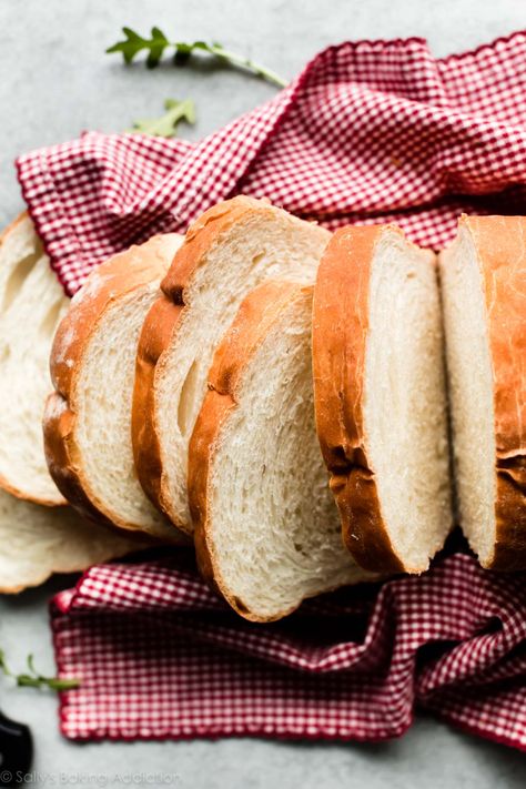 White Bread Sandwich, How To Tattoo, Homemade Sandwich Bread, Buckeyes Recipe, Sandwich Bread Recipe, Bread Recipe Video, Sallys Baking, Bread Sandwich, Cinnamon Swirl Bread