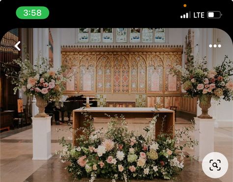 Church Altar Floral Arrangements, Wedding Altar Decoration, Spring Floral Arrangements For Church, Church Wedding Alter Flowers, Church Alter Floral Arrangements, Church Altar Wedding Decorations, Altar Wedding Decorations Church, Church Alter Wedding Decorations, Church Wedding Decorations Alter