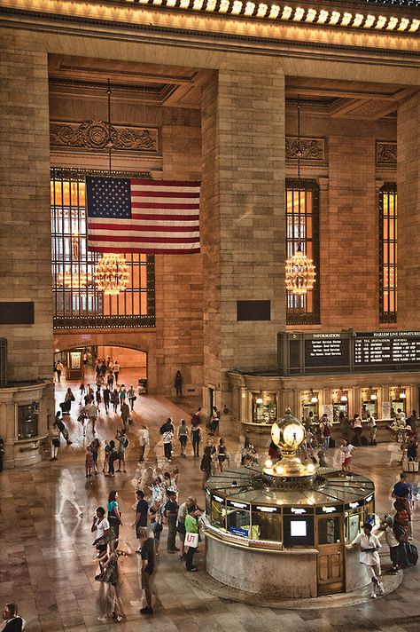 Grand Central Station - New York City Grand Central Station New York, Central Station New York, Photo New York, Penn Station, I Love Nyc, Empire State Of Mind, Grand Central Terminal, Grand Central Station, Grand Central