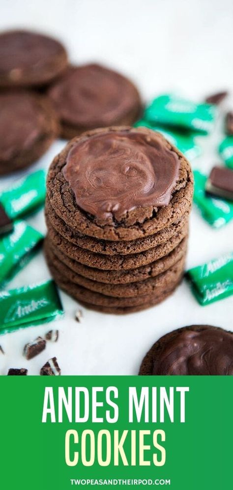 Andes Mint Cookies-soft and chewy chocolate cookie topped with an Andes Mint that melts into the cookie, creating a divine chocolate mint frosting! The perfect cookies for the holiday season! Andes Mint Cookies, Mint Frosting, Chocolate Mint Cookies, Chewy Chocolate Cookies, Perfect Cookies, Andes Mint, Cookies Soft, Toffee Cookies, Mint Cookies