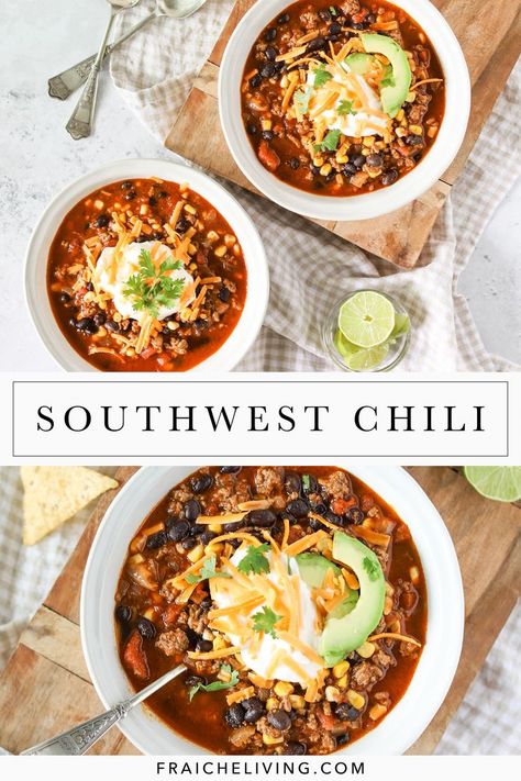 Southwest Chili Recipe, Mexican Chili Recipe, Southwest Chili, Jackfruit Carnitas, Chili Recipe Healthy, Fraiche Living, Southwest Recipes, Hearty Chili, Hearty Lunch