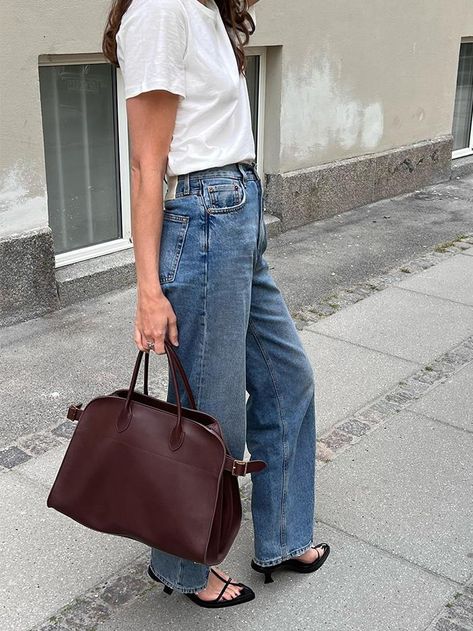 5 Bags From The Row That Are So Good They're Almost Never in Stock Winter Outfit Ideas Aesthetic, Outfit Ideas Aesthetic, The Row Bag, Winter Fashion Trends, Fall Outfit Inspiration, Street Style Bags, Fall Bags, Winter Outfit Ideas, Looks Street Style