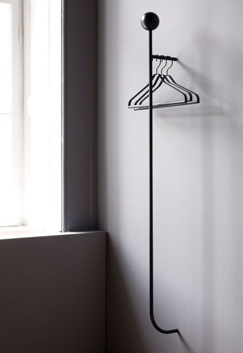 12 of the best minimalist coat racks and coat stands | These Four Walls blog Room Decor On A Budget, Charleston House, Closet Organisation, Rangement Makeup, Minimalist Dekor, Entry Closet, Living Room Decor On A Budget, Modern Coat Rack, Unique Tools