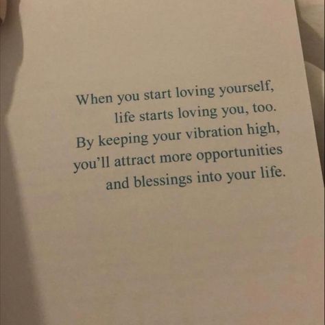 mindset monday 🌞🦋✨🍄🌻 let’s talk about mindset … what is mindset and why does it matters!!!! by definition, mindset is the established set of attitudes and beliefs held by someone in other words, mindset is a set of beliefs that shape how you make sense of yourself and the world did you know there are two basic mindsets: fixed and growth * fixed mindset: you believe that your abilities are unchangeable and you cannot improve * growth mindset: you believe that your abilities can develop ... Changing Your Mindset Quotes, Quotes That Will Change Your Mindset, Better Mindset Aesthetic, Quotes To Change Your Mindset, Changing Mindset Quote, Mind Set Quote, What’s Your Why, How To Have A Positive Mindset, Negative Mindset Quotes