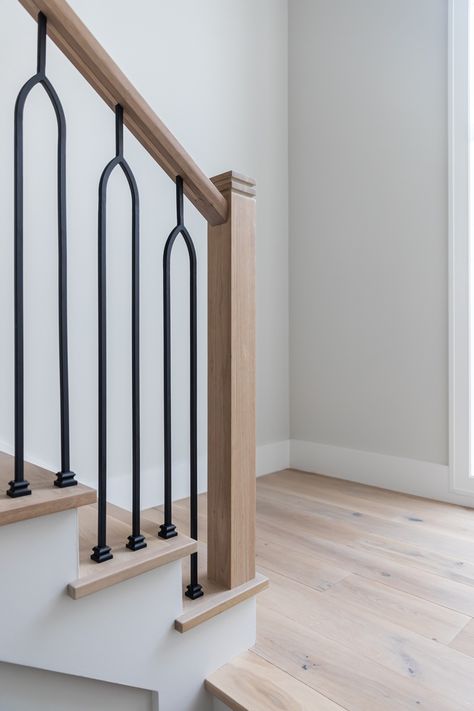 White Balusters Stairs, Stair Spindle Ideas Metal, Brass Stair Balusters, Transitional Modern Staircase, Classic Wood Stairs, White Oak And Iron Staircase, Staircase Spindles Ideas, White Oak Home Decor, Split Oval Baluster