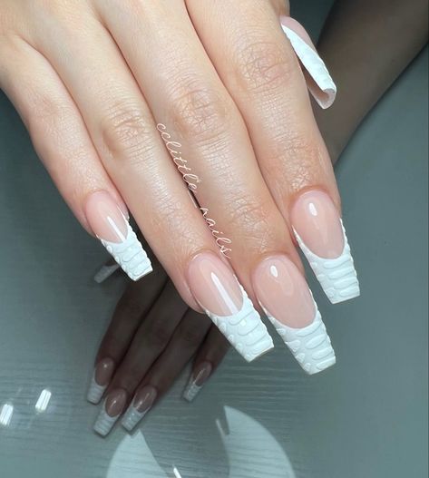 3d Crocodile Nails, Crocodile Nail Design White, Crocodile French Nails, White Crocodile French Tip Nails, 3d Crocodile Nails French Tip, Croc Nails French, White Crocodile Nails, Crocodile Nail Design, Crocodile Nails