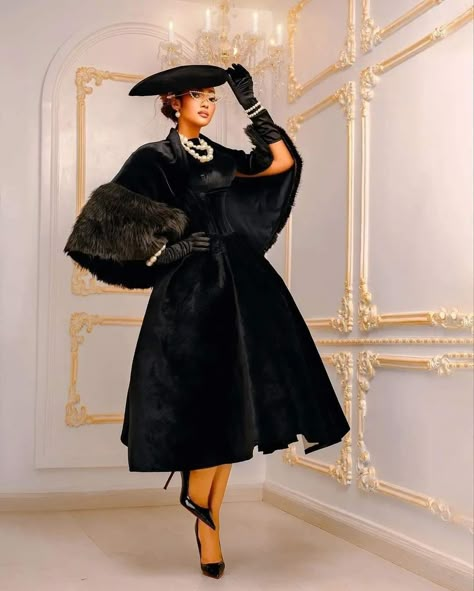 Classy Lady Photoshoot, Rich Widow Costume, Rich Mother Outfit, Vintage Photoshoot Ideas Black Women, 60th Birthday Outfit Ideas For Women, Themed Photoshoot Ideas Woman, Kentucky Derby Outfit For Women Hats, 50s Fashion Black Women, Vintage Black Glamour Aesthetic