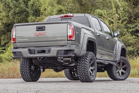 Midsized masterpiece  #gmcdenali #gmccanyon #liftedtrucks #4x4 International Scout Ii, Gmc Denali, 2007 Jeep Liberty, Truck Boxes, 2006 Chevy Silverado, Chevy Colorado, Ford Excursion, Gmc Canyon, Ford Super Duty