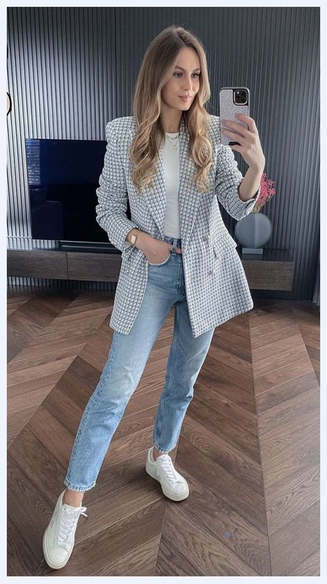 Smart Casual Women Outfits, Elegantes Outfit Damen, Casual Work Outfits Women, Lawyer Fashion, Smart Casual Work Outfit, Business Casual Outfits For Women, Business Casual Outfits For Work, Elegante Casual, Casual Work Outfit