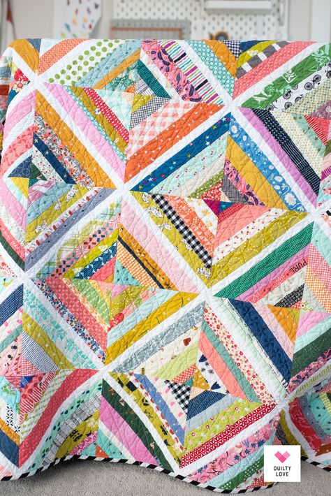 Emily Dennis of quiltylove.com made this scrappy and happy string quilt using leftover fabric strips from various projects. It's such a great way to use up fabric and the quilt turned out amazing! #quilts #scrappyquilt #quilting Strip Quilting Ideas, Scrap Strip Quilt Ideas, String Quilts Ideas Block Patterns, One Block Quilts, Linus Blanket, Quilt Decor, Scrap Quilting, Minky Quilt, Quilty Love