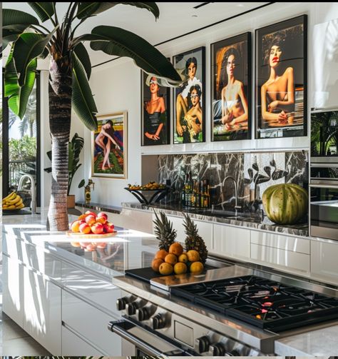 Transform Your Space with a Bold and Luxurious Look: A Beginner’s Guide Luxury Eclectic Interiors, Eclectic Beach House, Miami Home Decor, Eclectic Luxury, Valentina Rossi, Kitchen Eclectic, Eclectic Elegance, Modern Eclectic Home, Miami Decor