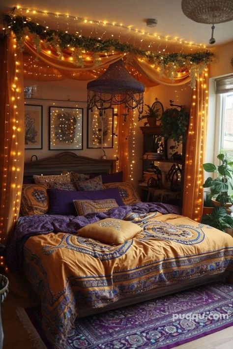 Hippie Bedroom Decor Bohemian Style, Chic Boho Bedroom, Turkish Bedroom, Boho Bedroom Decor Ideas, Hippie Bedroom Decor, Whimsical Bedroom, Apartment Deco, Indian Room Decor, Luxury Room Bedroom