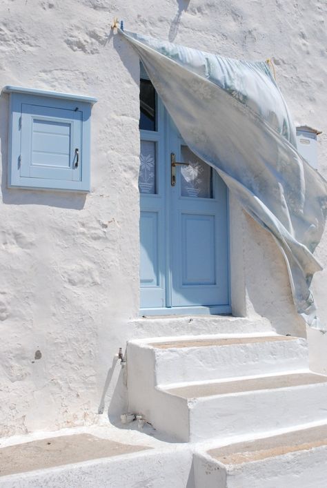 #TheJewelleryEditorLoves the pastel blues and whites. Oh how we would love to live here. #travel                                                                                                                                                                                 More Artsy Architecture, Iphone Widget, Pantone 2016, Icon Iphone, Blue Doors, Baby Blue Aesthetic, Light Blue Aesthetic, Foto Tips, Life Aesthetic