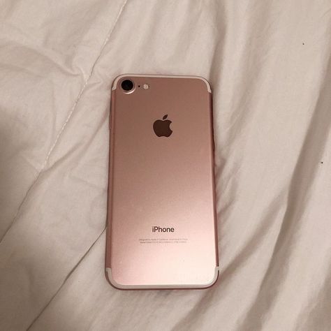 Iphone 7 Gold, Iphone 7 Rose Gold, Rose Gold Phone, Pinterest Shop, Rose Gold Aesthetic, Rose Gold Iphone, Trendy Iphone Cases, Iphone Colors, Rose Gold Wallpaper