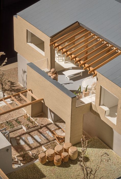 Gallery of 10M4D House / guga Urban Architecture - 23 Architecture Massing Model, Maquette Architecture Ideas, Structural Model Architecture, Urban Design Model, Architecture House Model, House Model Architecture, Model House Design, Composition Architecture, Portfolio D'architecture