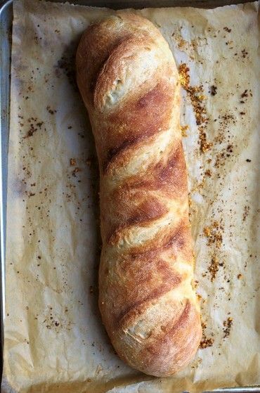 French Bread - crispy crust with a soft, tender crumb. A better pic is at http://appetizerrecipe.net/posts/French-Bread-crispy-crust-with-a-soft-35444 Red Star Yeast, A Loaf Of Bread, Breads & Buns, Cloud Bread, Loaf Of Bread, Bread Roll, Yeast Bread, French Bread, Bread Machine