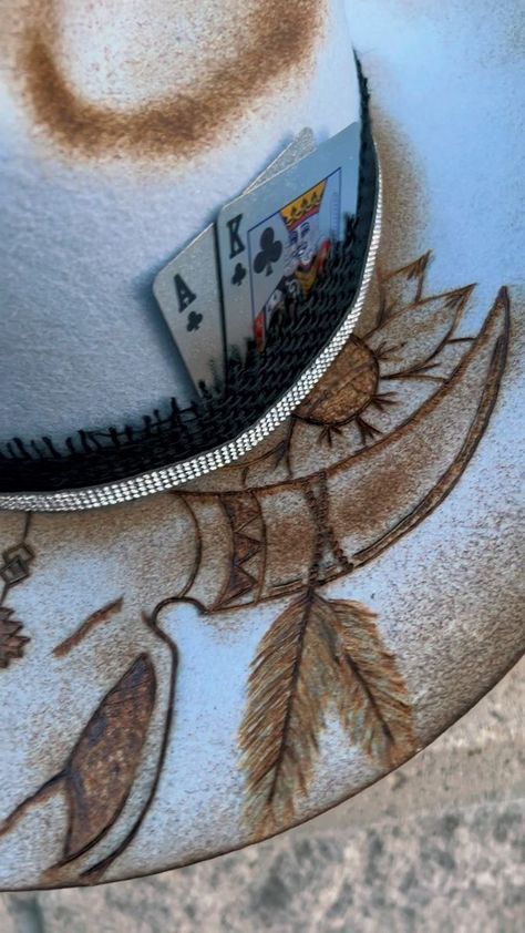 Hat Pyrography, Western Bridal Showers, Painted Boots, Cowboy Hat Design, Hat Burning, Girls Crafts, Custom Cowboy Hats, Hat Decor, Mens Cowboy Hats