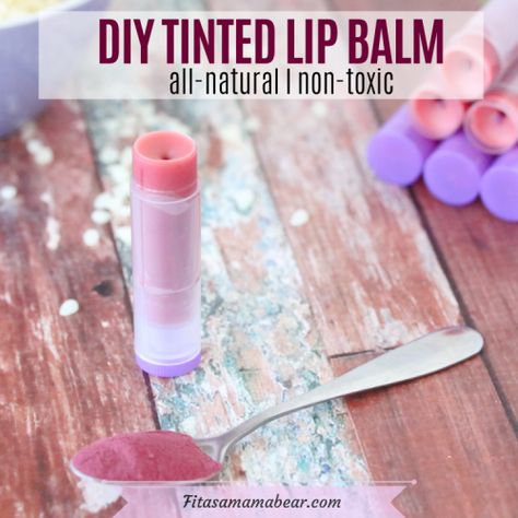 DIY Tinted Lip Chap Recipe Diy Natural Tinted Lip Balm, Diy Tinted Lip Balm, Tinted Lip Balm Recipe, Diy Salve, Chapstick Recipe, Diy Tanning, Honey Lip Scrub, Homemade Lip Balm Recipe, Diy Lip Balm Recipes