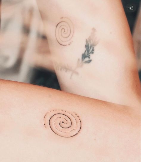 Lotus Spiral Tattoo, True Self Tattoo, Spiral Tattoo Ideas Swirls, Small Spiral Tattoo, Spiral Tattoo Designs, Pachamama Tattoo, Spiral Tattoo Ideas, Female Energy Tattoo, Feminine Energy Tattoo