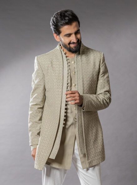 Maharashtrian Mens Wear, Men’s Outfit For Wedding, Reception Outfit For Men Indian, Traditional Wedding Wear For Men, Wedding Wears For Men, Wedding Dress Suits For Men, I Do Western For Men, Men’s Wear Indian Wedding, Wedding Attire Men Indian