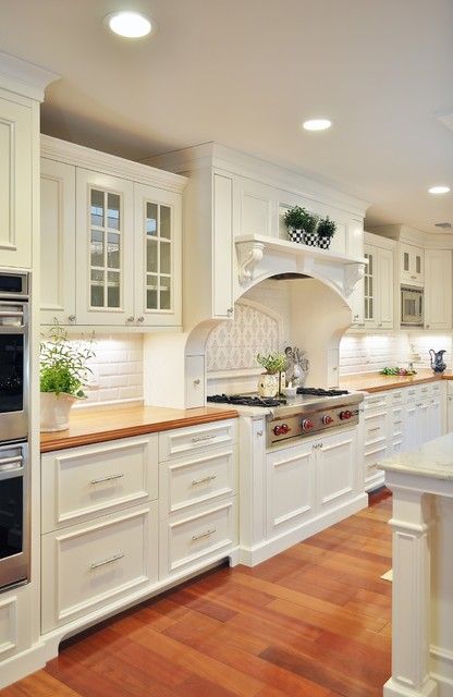 Arcadia French Country - Traditional - Kitchen - Phoenix - by Pankow Construction - Design/Remodeling - PHX, AZ | Houzz Cabinet Kitchen Island, Designing Kitchen, Kitchen Style Ideas, Japandi Kitchen Design, Traditional Kitchen Remodel, Japandi Kitchen, Makeover Kitchen, Japandi Interiors, Elegant Kitchen Design