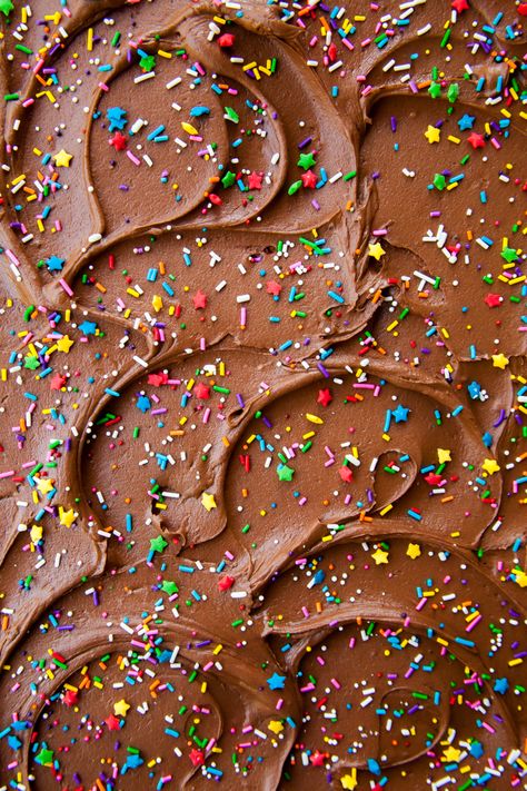 Easy Chocolate Sheet Cake — Style Sweet Easy Chocolate Sheet Cake, Best Butter Cake Recipe, Cake Wallpaper, Buttercream Flower Cake, Chocolate Sheet Cake, Butter Cake Recipe, Fudge Frosting, Chocolate Icing, Food Wallpaper