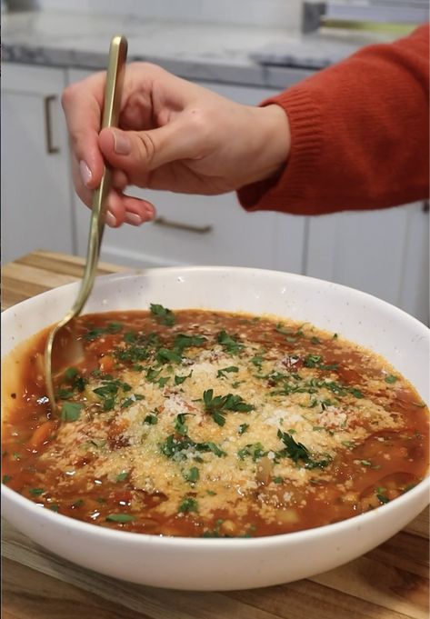 Viral Blue Zones Longevity Minestrone Soup Easy Soup Recipes Quick, Minestrone Soup Easy, Blue Zones Diet, Blue Zones Recipes, Zone Recipes, Paleo Gluten Free Recipes, Minestrone Soup Recipe, Magnolia Bakery, Irish Stew