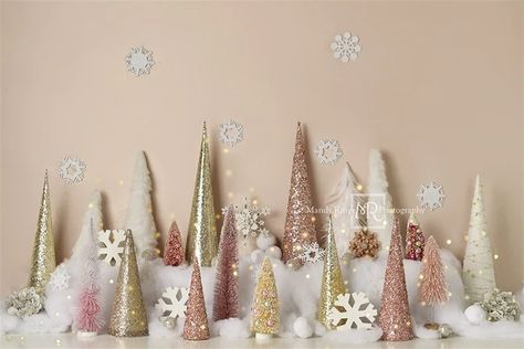 New year backdrops for photo booth Winter Wonderland Trees, Trees Backdrop, Pink Winter Wonderland, Diy Photobooth, Holiday Backdrop, New Year Backdrop, Winter Wonderland Baby Shower, Winter Backdrops, Baptism Ideas