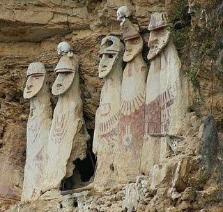 The Cloud People - Los Pinchudos, Peru | Tsahizn Tseh | Flickr Cloud People, Inca Empire, Art Ancien, Ancient Mysteries, Ancient Aliens, Ancient Architecture, Ancient Ruins, Ancient Artifacts, Archaeological Site