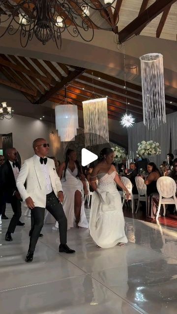 My Afro Caribbean Wedding & Events on Instagram: "🇿🇦 The bride ATE the dance floor and left no CRUMBS! 🔥👌🏾   #southafricanwedding #southafrican #groomstyle #southafricandance #bridalparty #weddingdance #weddingentrance #southafricanwomen #Bridesmaids #Groomsmen #myafrocaribbeanwedding   Bride @mini_thandz  Video @ntandosgudla" Black People Wedding Ideas Color Schemes, Best Wedding Songs Dance, Ghanian Wedding, African Bride Dress, Black People Weddings, African American Wedding, African Bridesmaids, Wedding Dance Floor, Wedding Walk