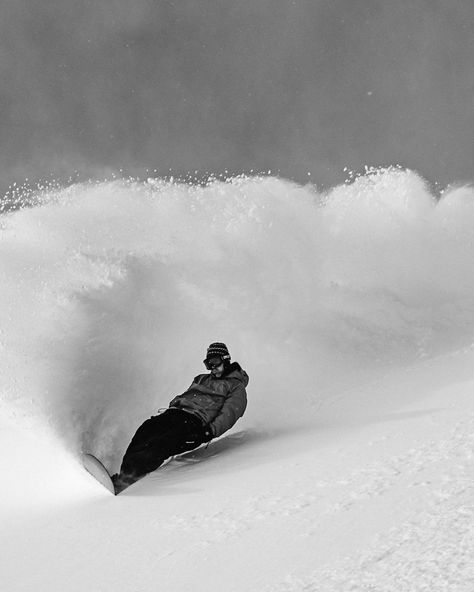 The pow countdown is on! Get inspired for Winter ❄️ with our latest #Self_Other interview featuring snowboard enthusiast, Aaron Schwartz. Tap the link to read! Snow Sports Aesthetic, Creative Sports Photography, Aaron Schwartz, Snowboard Photography, Snowboard Aesthetic, Snowboarding Photography, Snowboarding Aesthetic, Winter Lifestyle, Snowboarding Gifts