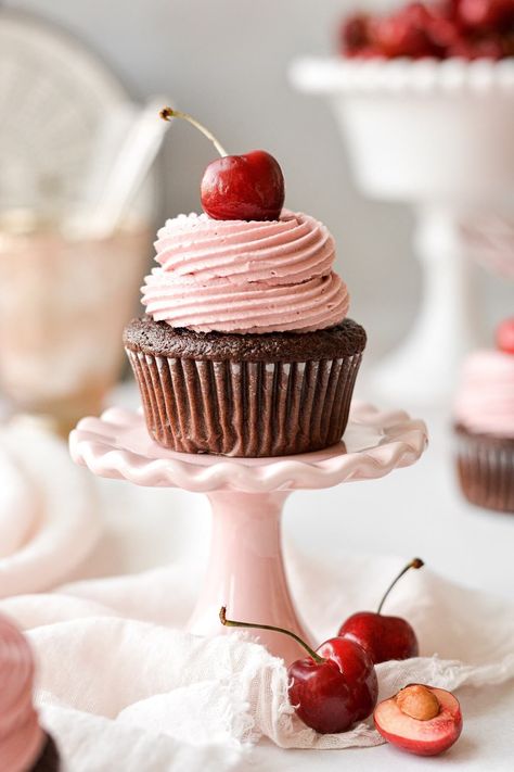 Chocolate Covered Cherry Cupcakes, Dainty Cakes, Cherry Buttercream, Chocolate Cherry Cupcakes, Cupcake Photography, Peach Upside Down Cake, Dark Chocolate Cupcakes, Cherry Cupcakes, Brand Colours