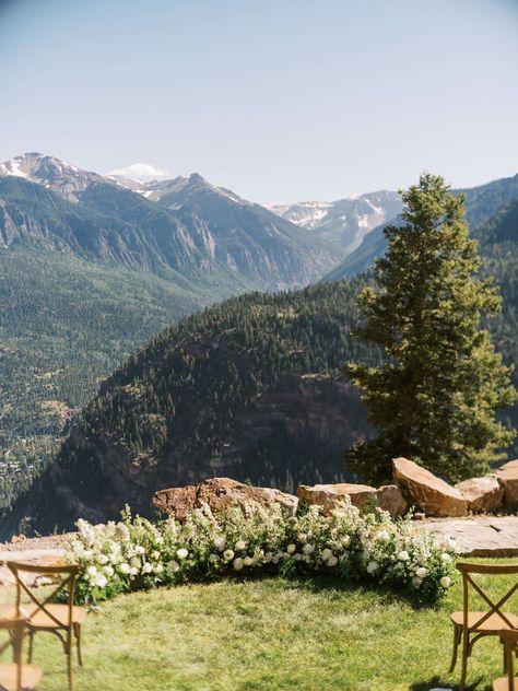 Gold Mountain Ranch - Ouray Wedding Venue Modern Ranch Wedding, Montana Ranch Wedding, Montana Micro Wedding, Mountain Micro Wedding, Mountains Wedding, Colorado Mountain Wedding, Telluride Colorado Wedding, Telluride Colorado, Mountain Wedding Venues