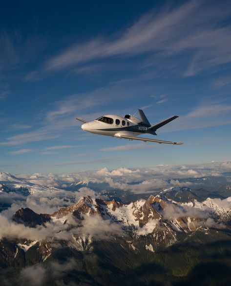 There are basically three things you need to know about the third edition of Cirrus Aircraft’s popular very light jet. The Cirrus Vision Jet G2+ can take off from more airports; it can do so with a higher takeoff weight; and, while its panoramic windows will entice you away from your digital devices, you can now stay connected with Gogo Business Aviation internet. See link for full story. #elitetraveler #privatejet #cirrus #cirrusaircraft #cirruslife Cirrus Vision Jet G2, Cirrus Vision Jet, Vision Jet, Jets Privés De Luxe, Business Jets, Devney Perry, Private Jet Plane, Private Jet Travel, Gulfstream G650