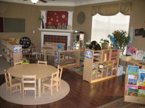 A beautiful home day care. Exactly what I'm looking on doing! Daycare Decorating Ideas, Home Daycare Setup, Day Care Room Ideas, In Home Daycare Ideas, Home Daycare Rooms, Daycare Layout, Daycare Room Ideas, Daycare Setup, Daycare Spaces